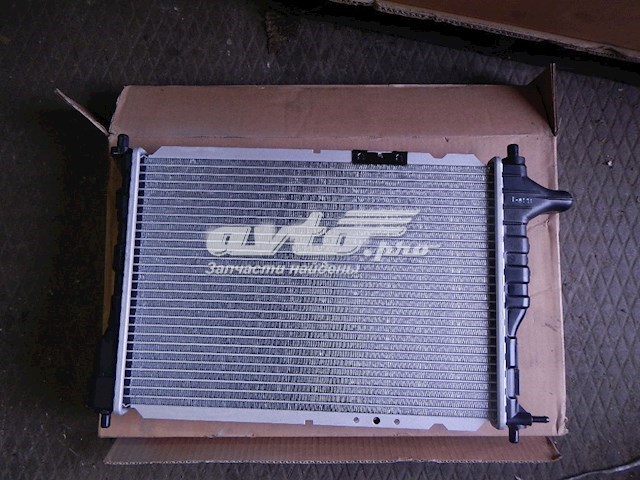 Do koszyka 96477777 General Motors Chłodnica silnika