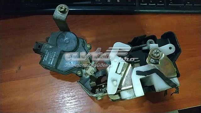 Zamek drzwi tylnych prawych Mitsubishi MR349288