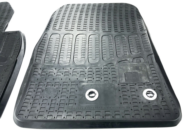Do koszyka Dywaniki przód+tył, komplet Toyota Land Cruiser  J200