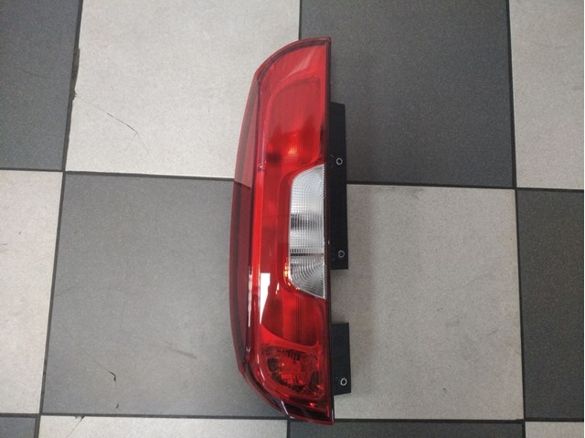 Do koszyka 52044717 Fiat/Alfa/Lancia Lampa zespolona tylna lewa