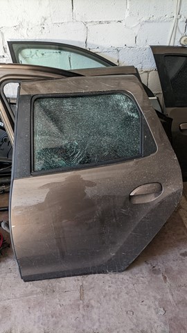 Drzwi tylne lewe Dacia Duster SUV (HM) (2017 - 2026) cena, od 79,99 USD