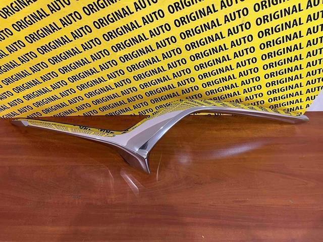 Listwa ochronna atrapy chłodnicy lewa DGH9507K0B Mazda