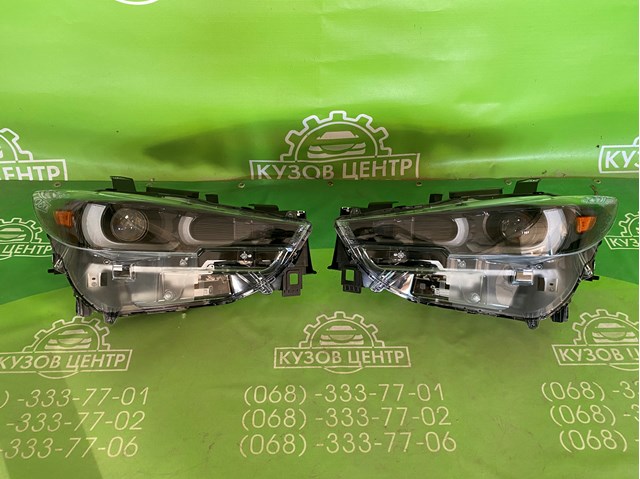 Reflektor prawy Mazda KSD651030