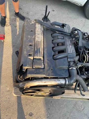 Silnik w komplecie BMW 5 sedana (E34) (1987 - 1995) cena, od 1772,86 USD