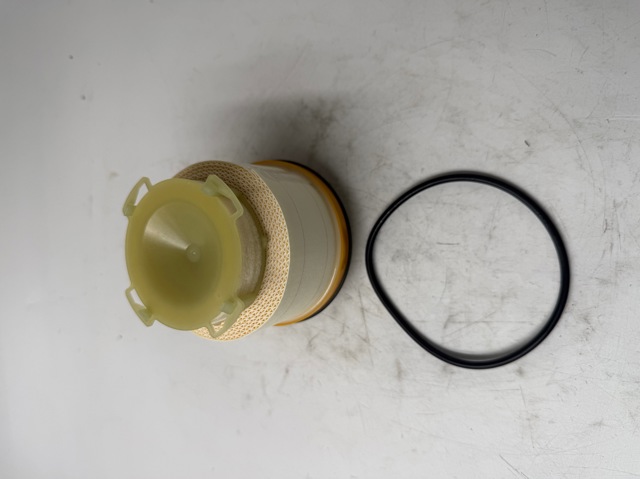 1770A338 Mitsubishi Filtr paliwa