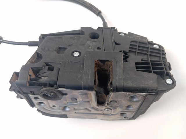 Zamek drzwi przednich prawych Ford BK31V219A64CJ