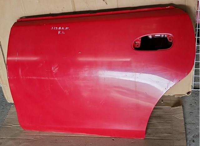 Do koszyka Drzwi tylne prawe Mazda 323 F V BA