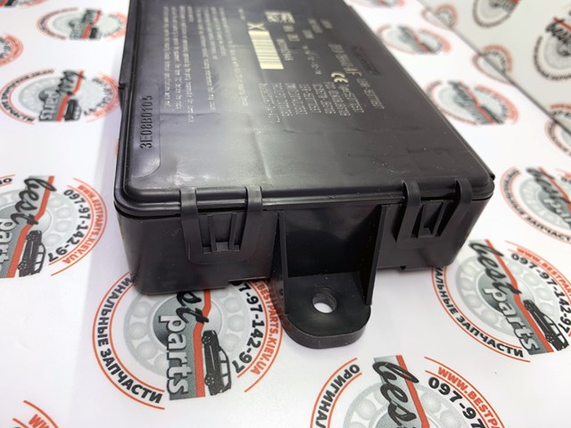  Land Rover LR071651