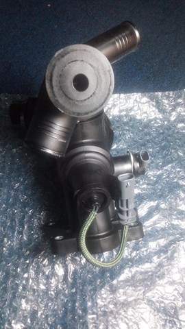 Do koszyka LR105974 Land Rover Termostat