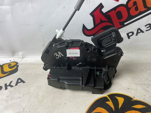 Do koszyka Zamek drzwi tylnych lewych Volkswagen Jetta VII BU3, BU4