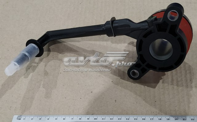 Cylinder roboczy sprzęgła (wysprzęglik) w komplecie z łożyskiem wyciskowym 306202899R Renault (RVI)