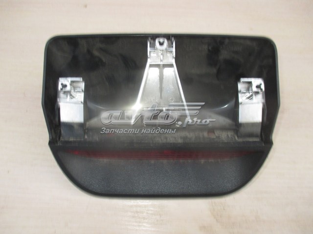 Lampa stop tylna dodatkowa Dacia Duster SUV (HS) (2010 - 2018) cena, od 80,28 USD