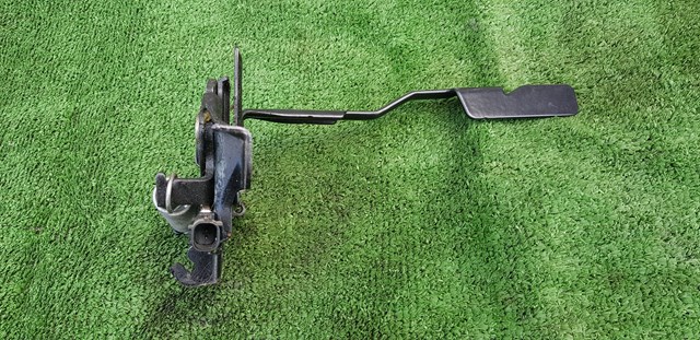 Zamek maski do Toyota RAV4 IV A4