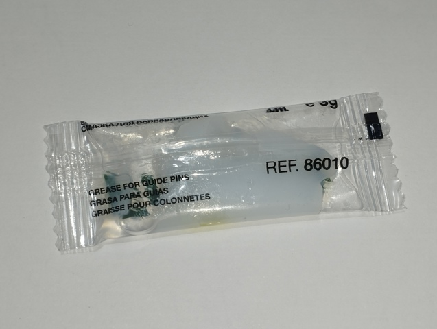 Smar do prowadnic zacisków Frenkit 86010 cena, od 6,60 USD