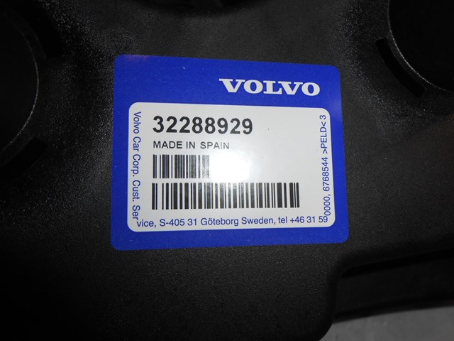 Wspornik do mocowania błotnika przedniego prawy przedni Volvo 32288929 cena, od 42,91 USD