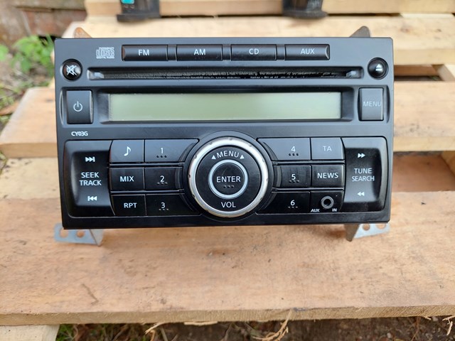 Radioodtwarzacz (radio AM/FM) Nissan JUKE JPN hatchback (F15) (2010 - 2019) cena, od 855,05 USD