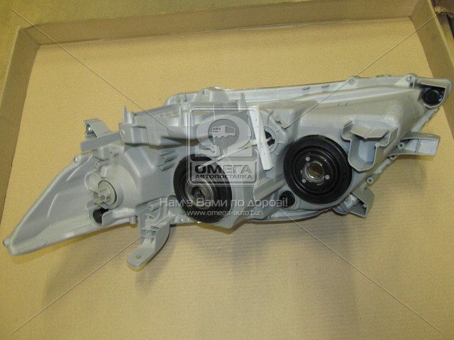 Reflektor prawy 20C987052B TYC