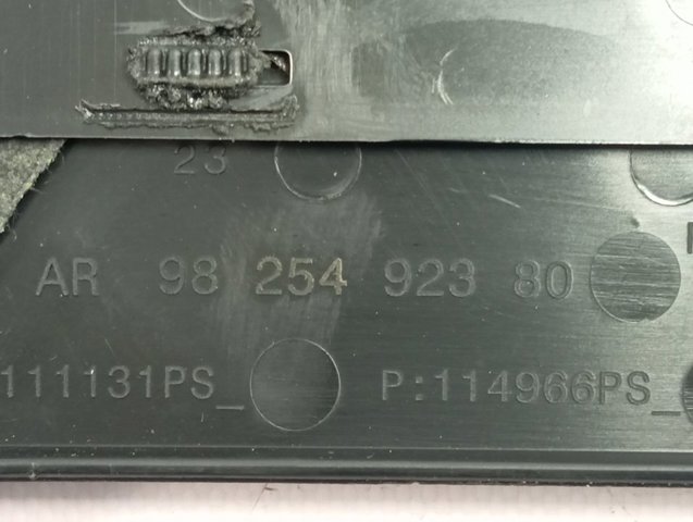 9825492380 Opel Pokrywa silnika dekoracyjna