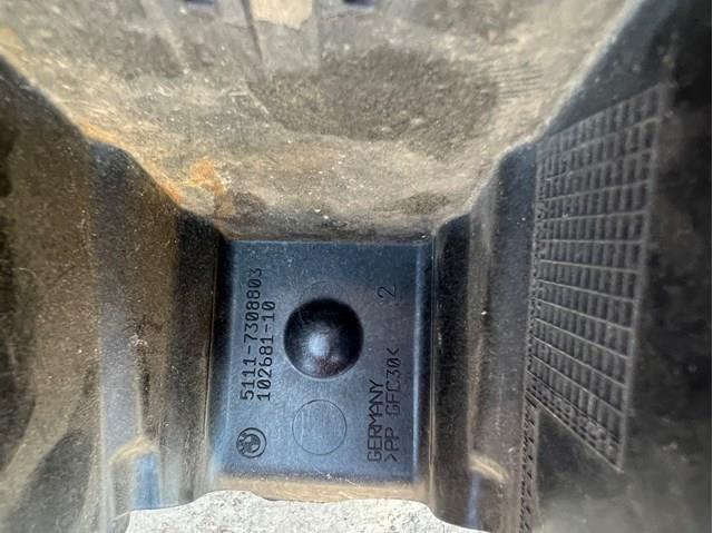 Zaślepka klamki drzwi zewnętrznych tylnych lewych 51117308803 BMW