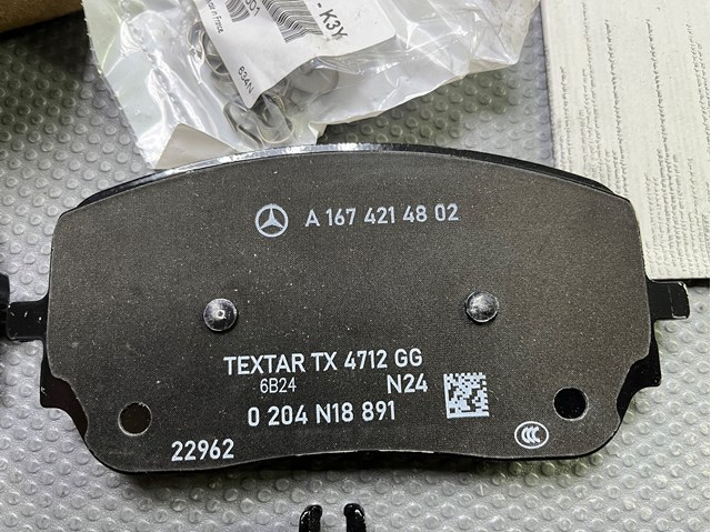 Klocki hamulcowe przednie tarczowe Mercedes 0004203404 cena, od 57,10 USD