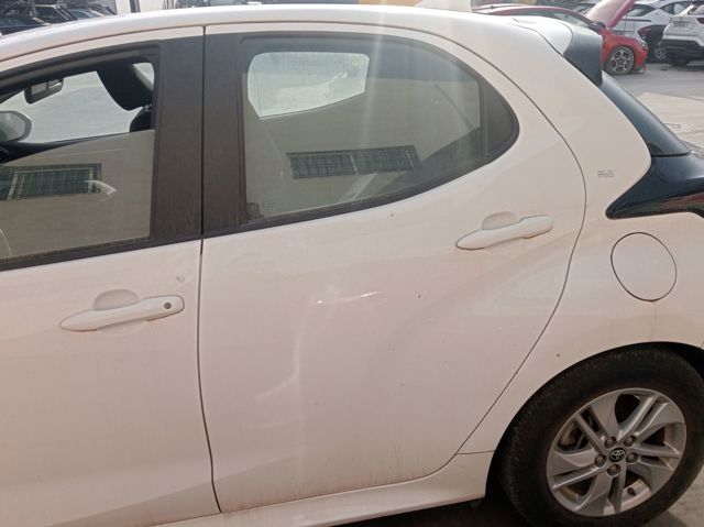 67004K0060 Toyota Drzwi tylne lewe