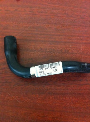 Króciec wentylacji kadłuba (separatora oleju) General Motors 55578995 cena, od 10,52 USD