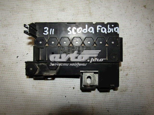 Skrzynka bezpieczników 6R0937548E VAG