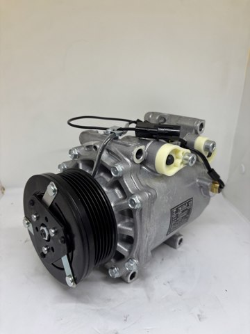 7813A035 Mitsubishi Sprężarka klimatyzacji