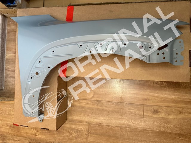 VA4052111 Mazda Błotnik przedni prawy