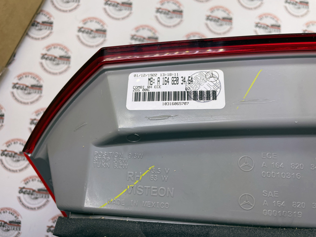 Do koszyka A1648203464 Mercedes Lampa zespolona tylna prawa