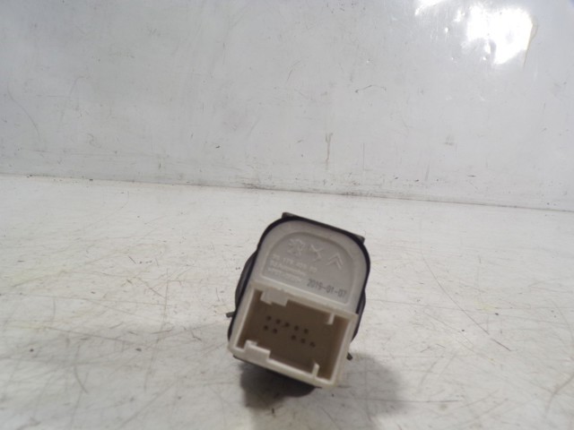 Sterownik lusterek bocznych, na drzwi Peugeot/Citroen 98178409ZD cena, od 45,97 USD