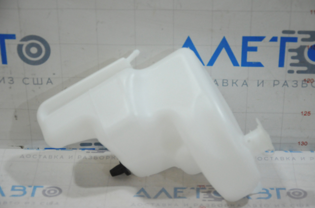 Zbiorniczek wyrównawczy układu chłodzenia FPS FP4811100