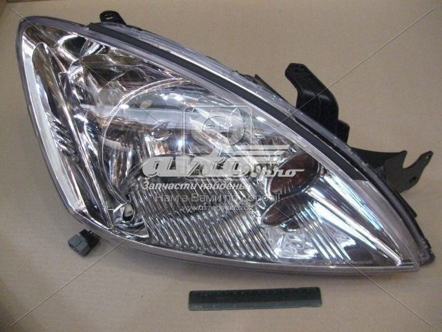 Do koszyka 20A469B52B TYC Reflektor prawy
