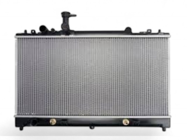 Chłodnica silnika Luzar LRC251LF cena, od 113,46 USD