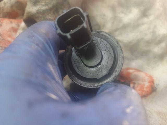 Regulator biegu jałowego XS4U9F715DA Ford