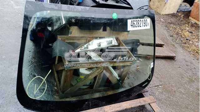 DS73F03100A Ford Szyba przednia