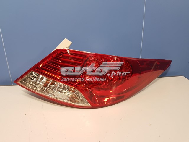Do koszyka 924024L030 Hyundai/Kia Lampa zespolona tylna prawa