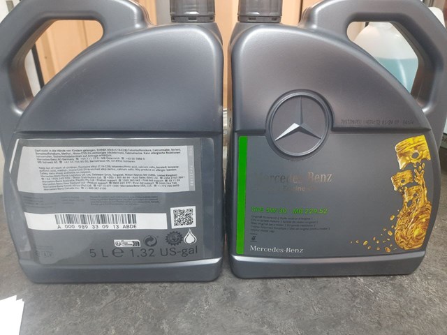 Olej do silnika Mercedes A000989330913 cena, od 91,64 USD
