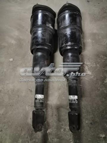 Amortyzator przedni prawy 4801050153 Toyota