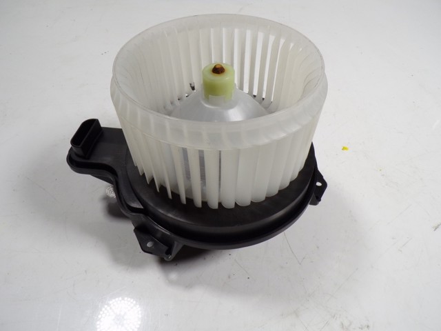 Silniczek wentylatora nagrzewnicy (ogrzewacza wnętrza) Ford Focus IV kombi (HP) (2018 - 2026) cena, od 88,64 USD