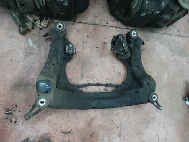 Korpus osi przedniej VAG 4B0399313AF cena, od 237,18 USD