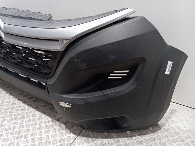 1637293680 Peugeot/Citroen Zderzak przedni, środkowa część