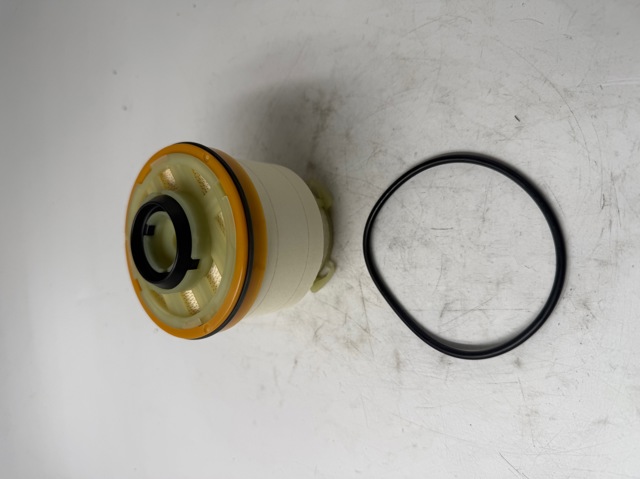 Filtr paliwa Mitsubishi 1770A338 cena, od 49,69 USD