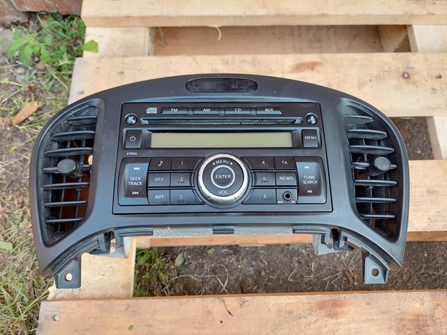 Radioodtwarzacz (radio AM/FM) do Nissan JUKE JPN F15