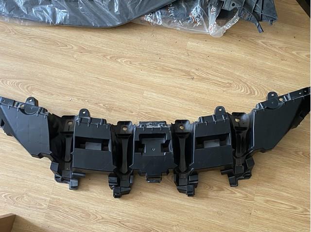 5311548080 Toyota Wspornik atrapy chłodnicy