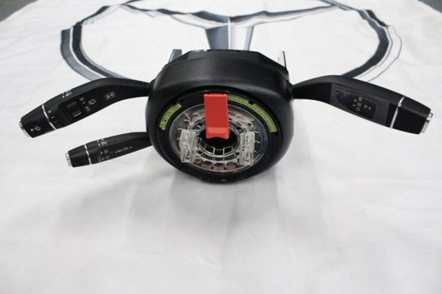 Sterownik przełączników zespolonych Mercedes A24690039209051 cena, od 143,02 USD