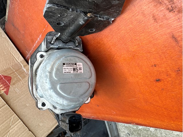 Do koszyka 210109597R Renault (RVI) Pompa chłodzenia wodą, dodatkowa elektryczna