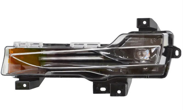  Lampa przeciwmgielna lewa Tesla Model 3 