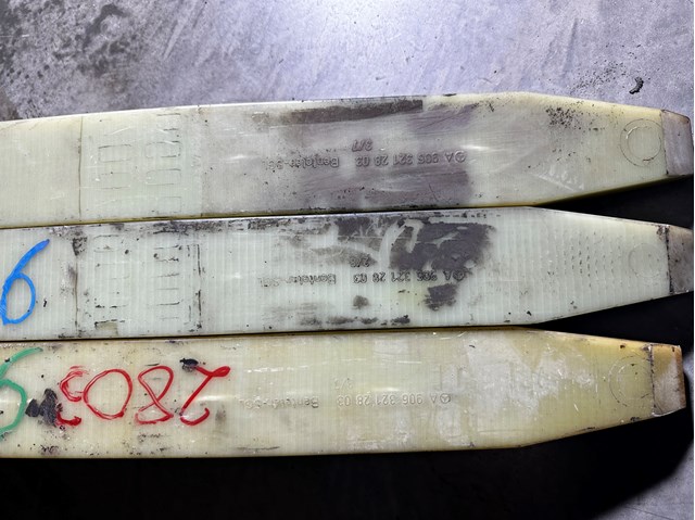 Do koszyka A9063212803 Mercedes Resor przedni