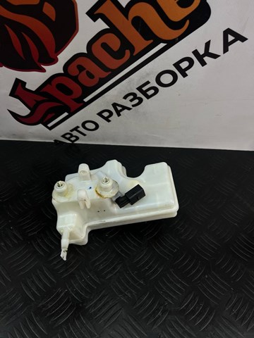 Zbiorniczek głównego cylindra hamulcowego (płynu hamulcowego) Audi A3 sedana (8VS, 8VM) (2013 - 2020) cena, od 66,73 USD